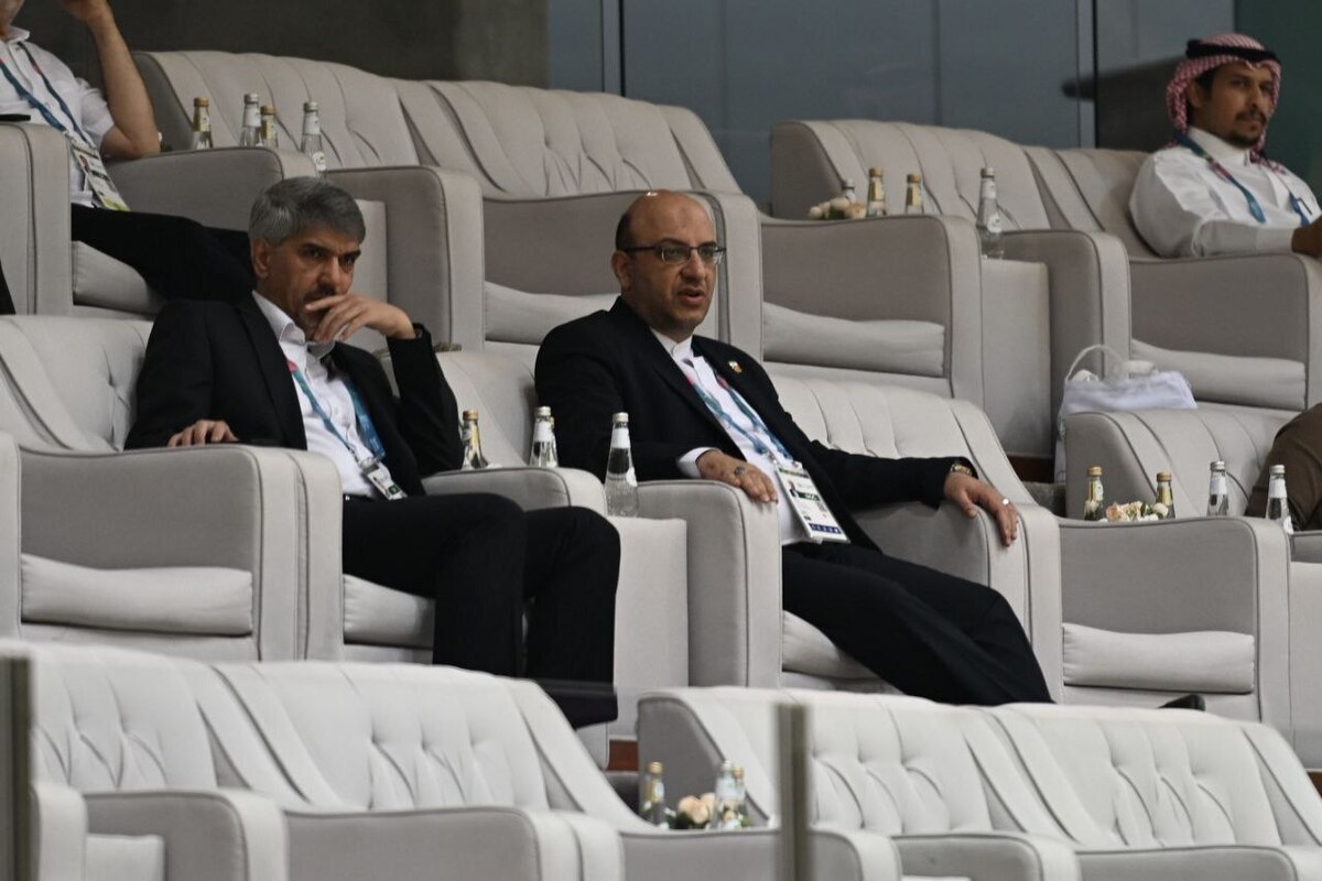 دبیرکل کمیته ملی المپیک تماشاگر ویژه  دیدار فوتسال ایران و ازبکستان در بازی های کشورهای اسلامی