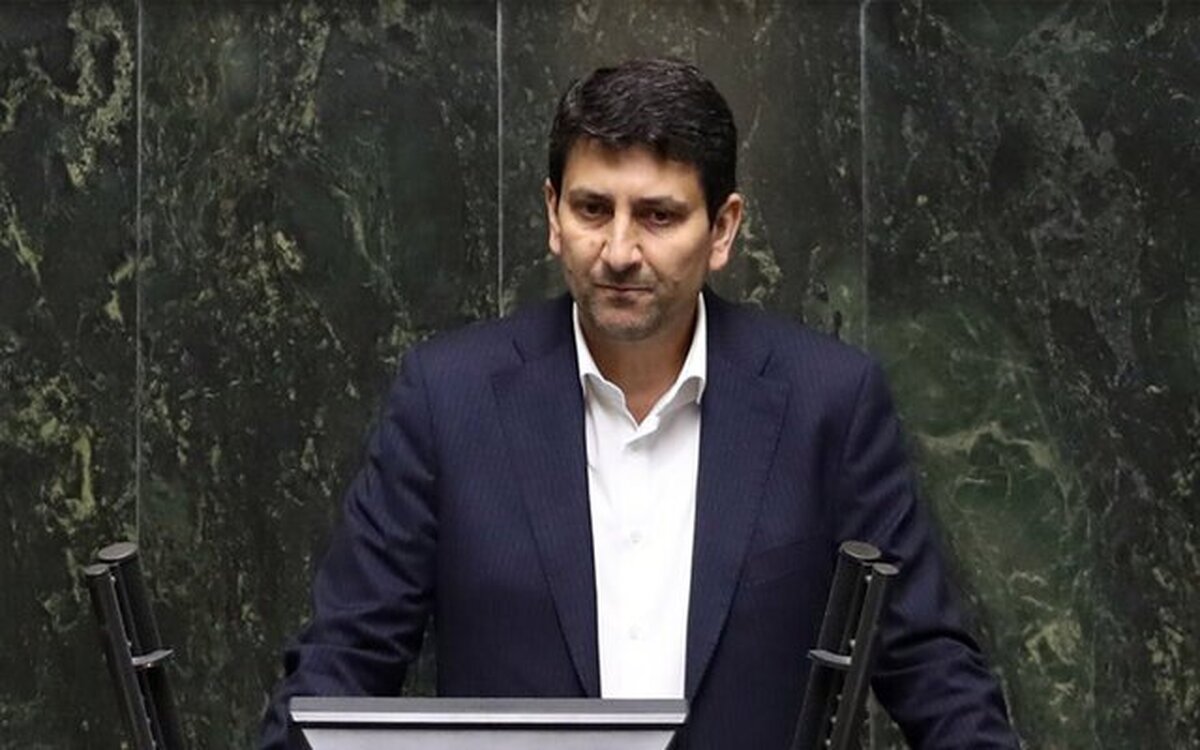 ستار هاشمی: ۱۰ میلیون خانوار تا پایان امسال به فیبر نوری متصل می‌شوند