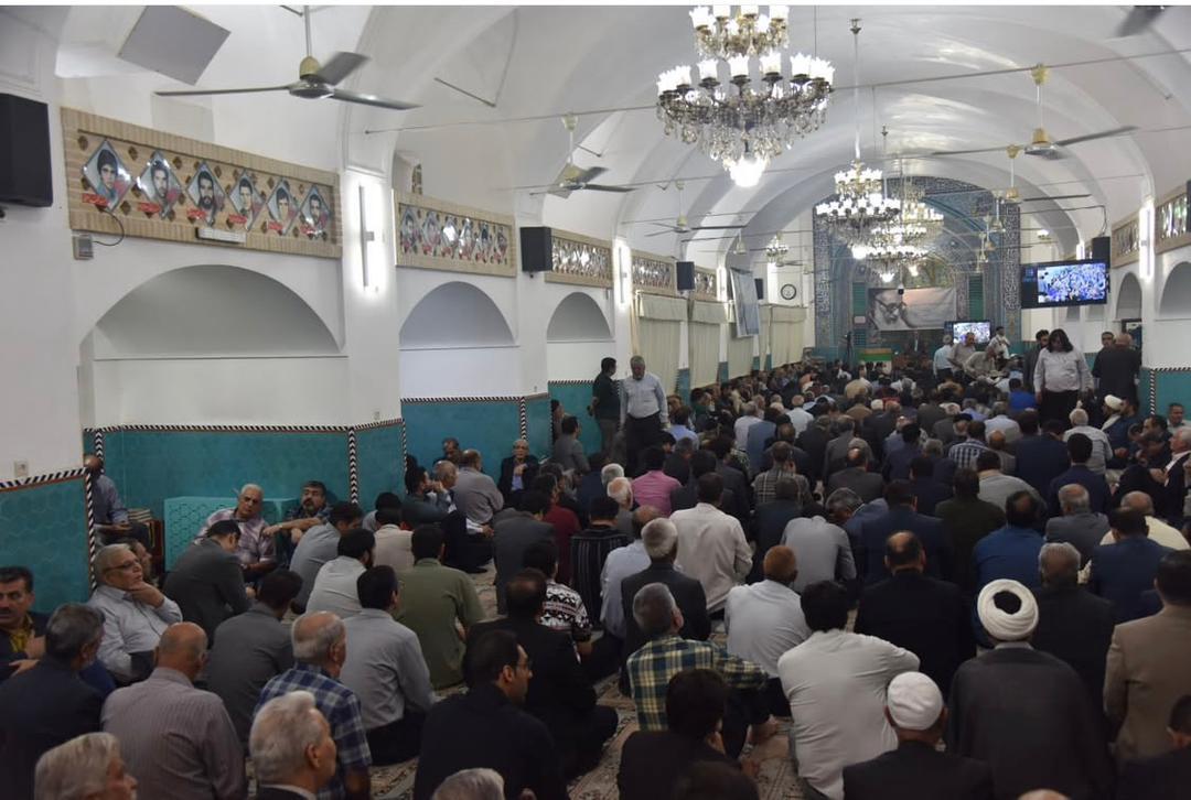 سیوهفتمین سالگرد ارتحال آیتالله خاتمی در اردکان برگزار شد سیوهفتمین سالگرد ارتحال آیتالله خاتمی در اردکان برگزار شد