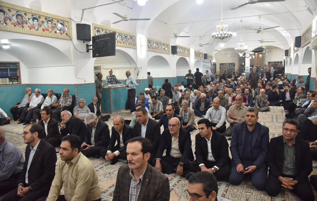 سیوهفتمین سالگرد ارتحال آیتالله خاتمی در اردکان برگزار شد سیوهفتمین سالگرد ارتحال آیتالله خاتمی در اردکان برگزار شد