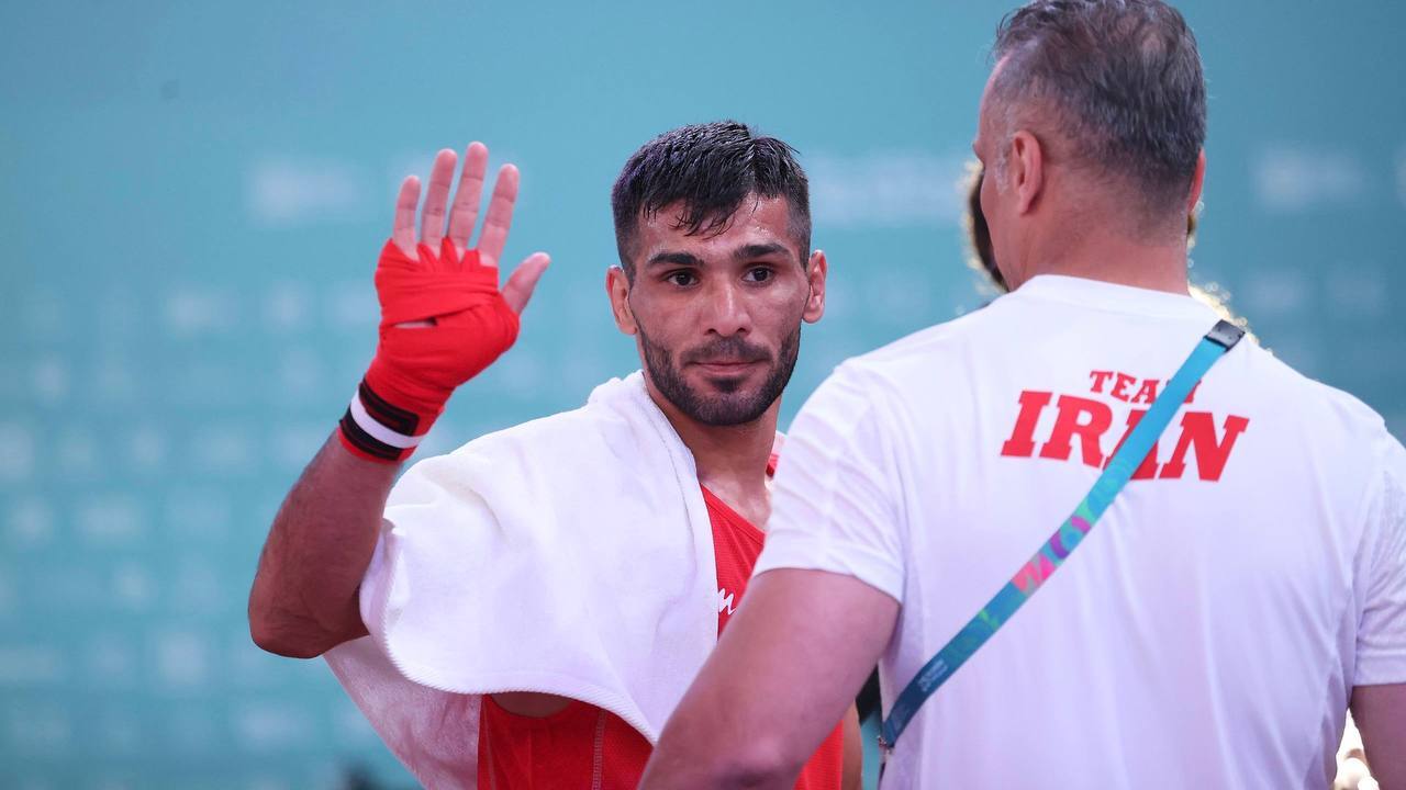 مظاهری: کاری کنید حداقل در بازیهای آسیایی ناگویا دست و پا بسته نباشیم/ مسابقات بوکس قهرمانی کشور مظاهری: کاری کنید حداقل در بازیهای آسیایی ناگویا دست و پا بسته نباشیم/ مسابقات بوکس قهرمانی کشور