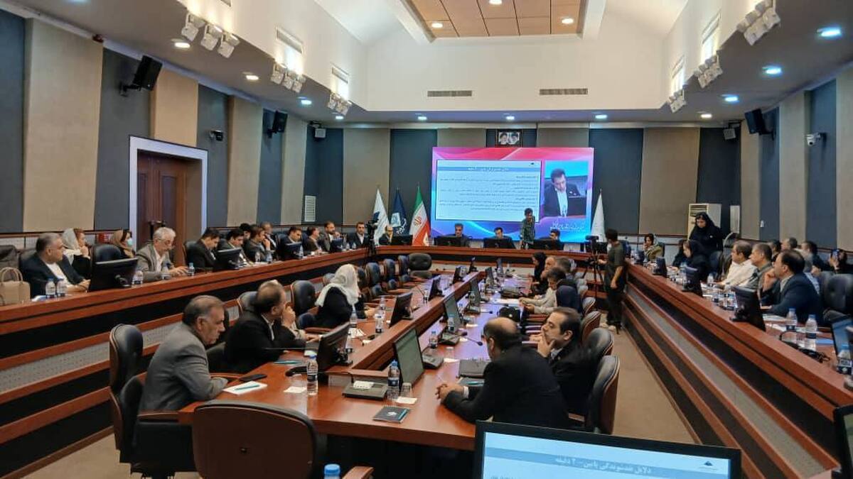 تمرکز نقدینگی و ضعف شناوری در کانون تحلیل کارشناسان کیش اینوکس ۱۴۰۴ /نقدشوندگی بازار سرمایه؛ بازتعریف توازن پایداری در ساختار مالی کشور