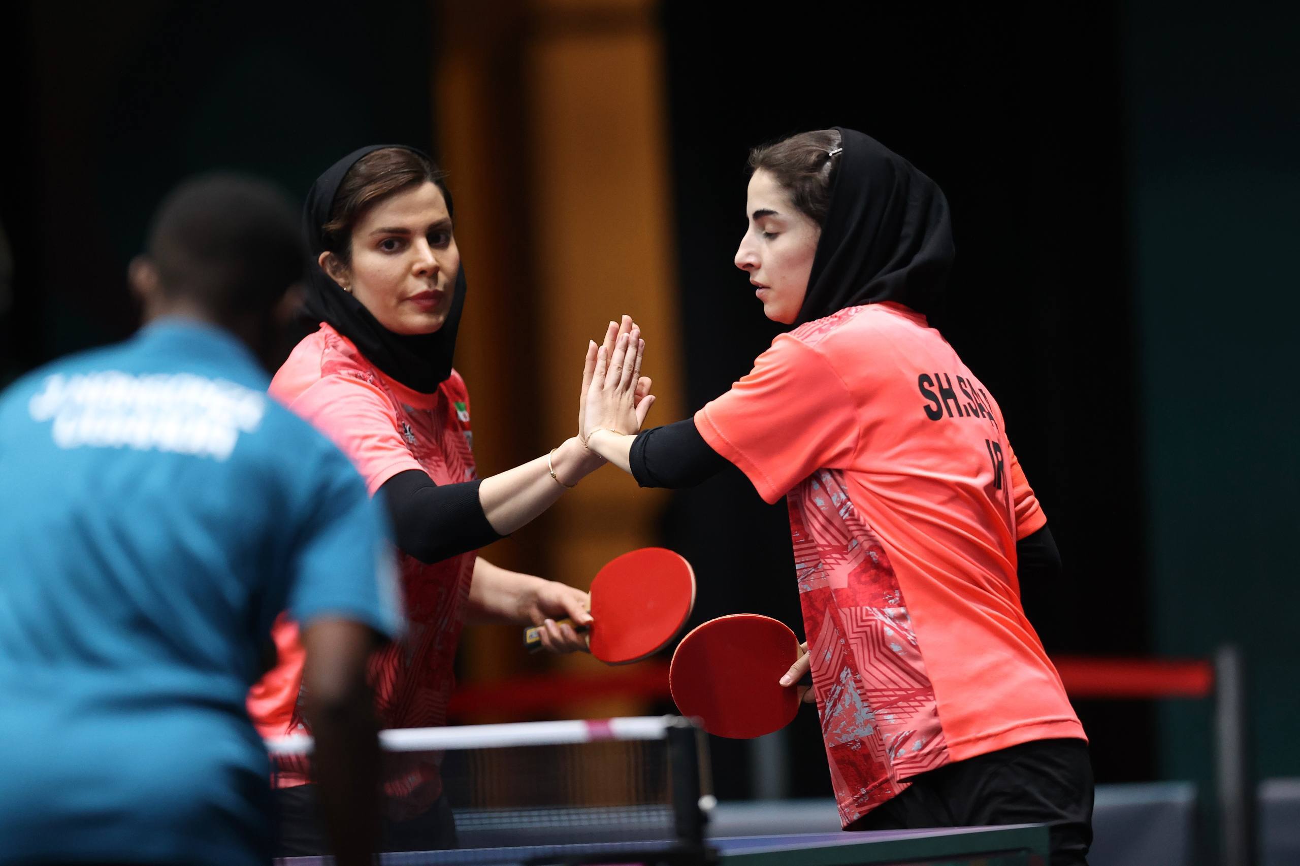 بازیهای کشورهای اسلامی؛ تیم دوبل تنیس روی میز بانوان فینالیست شد/ مدال نقره بر گردن مرتضی نعمتی/ دبل برنز حسنزاده در وزنهبرداری/ گلشادنژاد در کاراته طلایی شد بازیهای کشورهای اسلامی؛ تیم دوبل تنیس روی میز بانوان فینالیست شد/ مدال نقره بر گردن مرتضی نعمتی/ دبل برنز حسنزاده در وزنهبرداری/ گلشادنژاد در کاراته طلایی شد