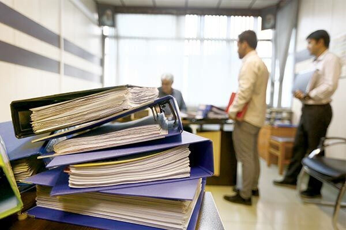 پرپر شدن ایدهای خلاقانه کسب و کار نسل جوان در پیچ و خم بروکراسی اداری / نسل نو خوزستان در حال فرسوده شدن است