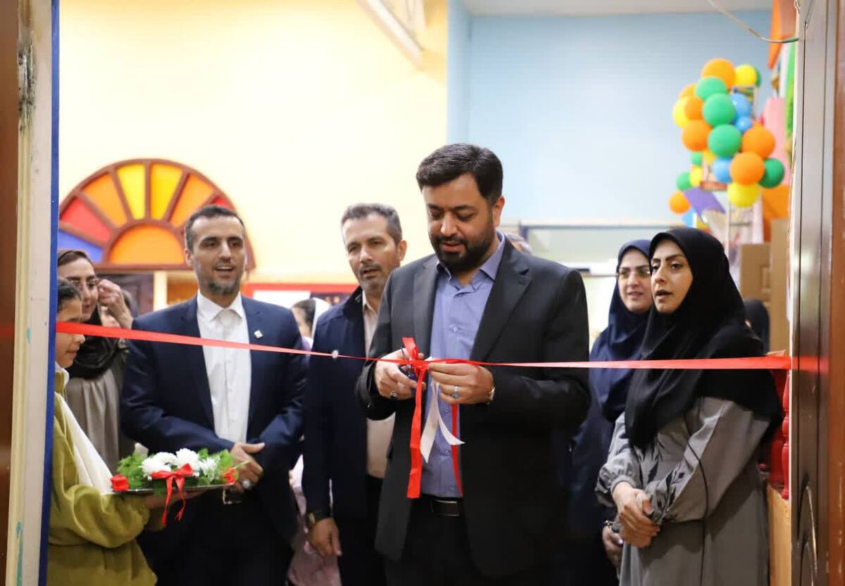 در هفته کتاب، به همت کانون استان قزوین و با شعار« بخوانیم برای ایران»، نمایشگاه تخصصی کتاب کودک و نوجوان در قزوین برگزار شد