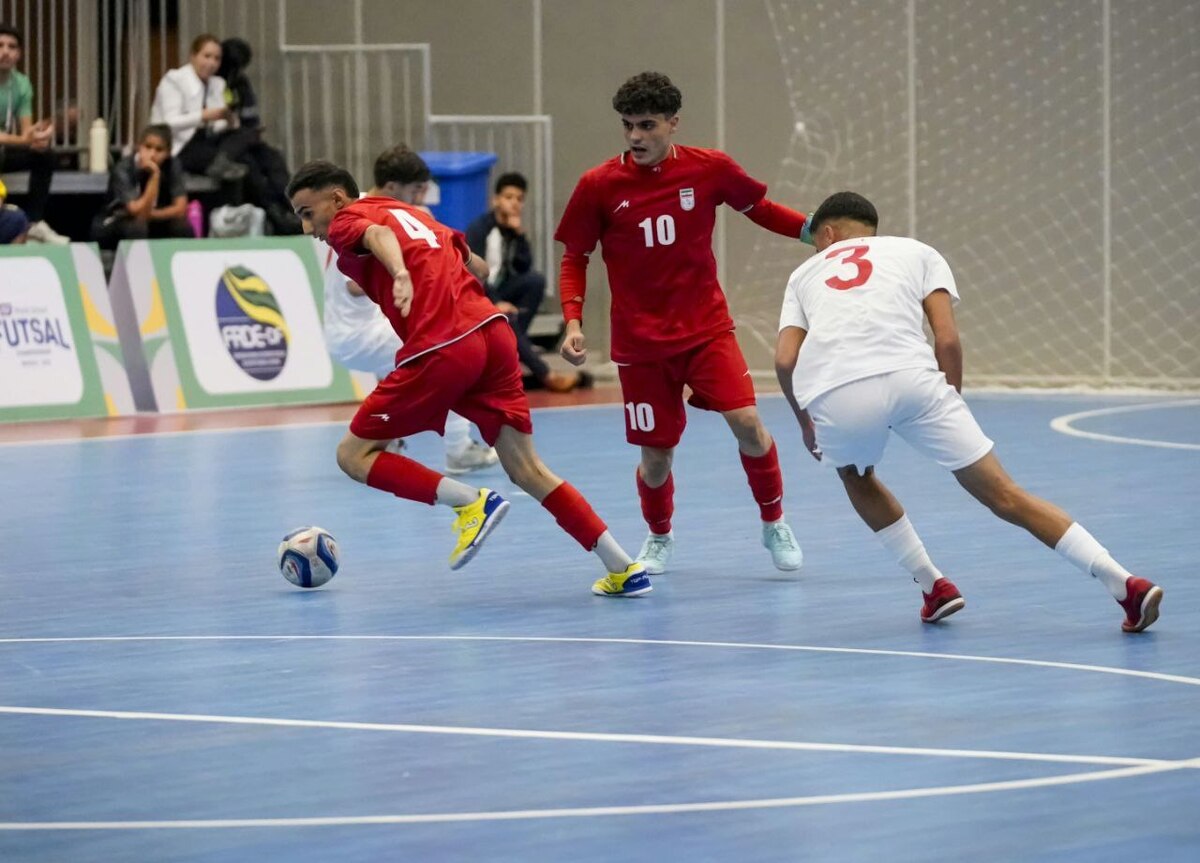 صعود پسران فوتسال ایران به مرحله حذفی قهرمانی دانش‌آموزان جهان با صدرنشینی