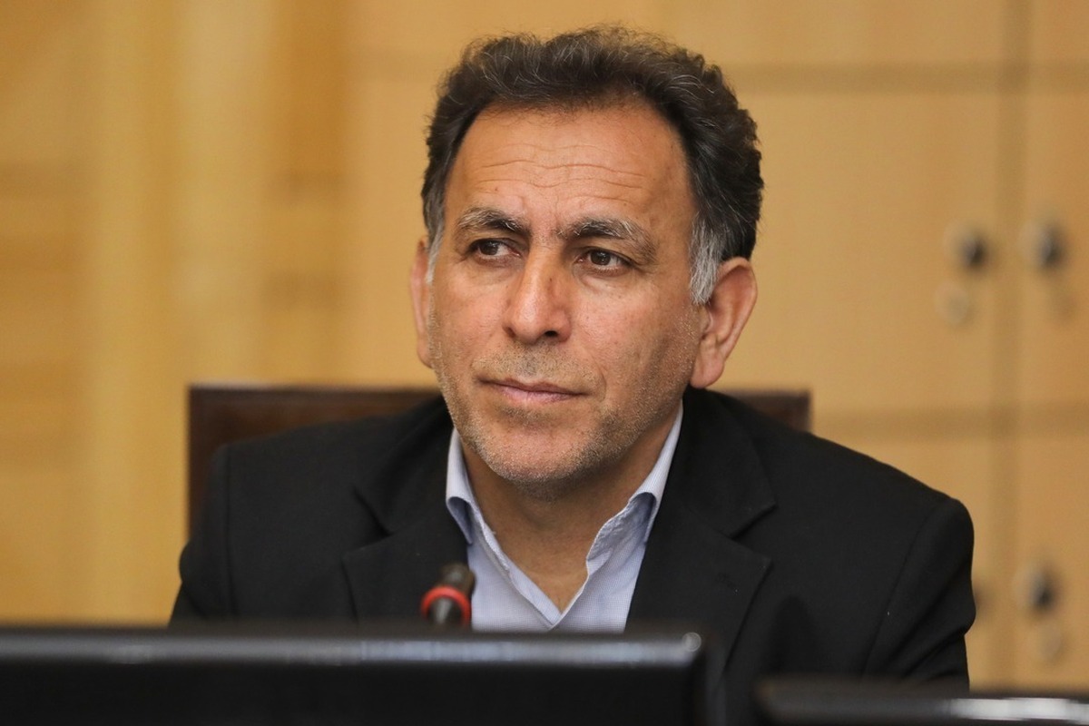 قیمت حامل‌های انرژی به گونه‌ای واقعی شود که متناسب با درآمد مردم باشد