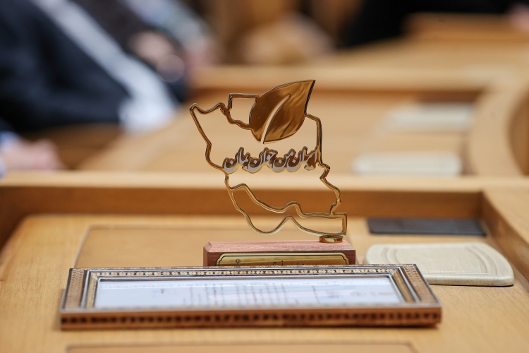 تقدیر رئیس جمهور از مدیرعامل شرکت توزیع نیروی برق استان قزوین