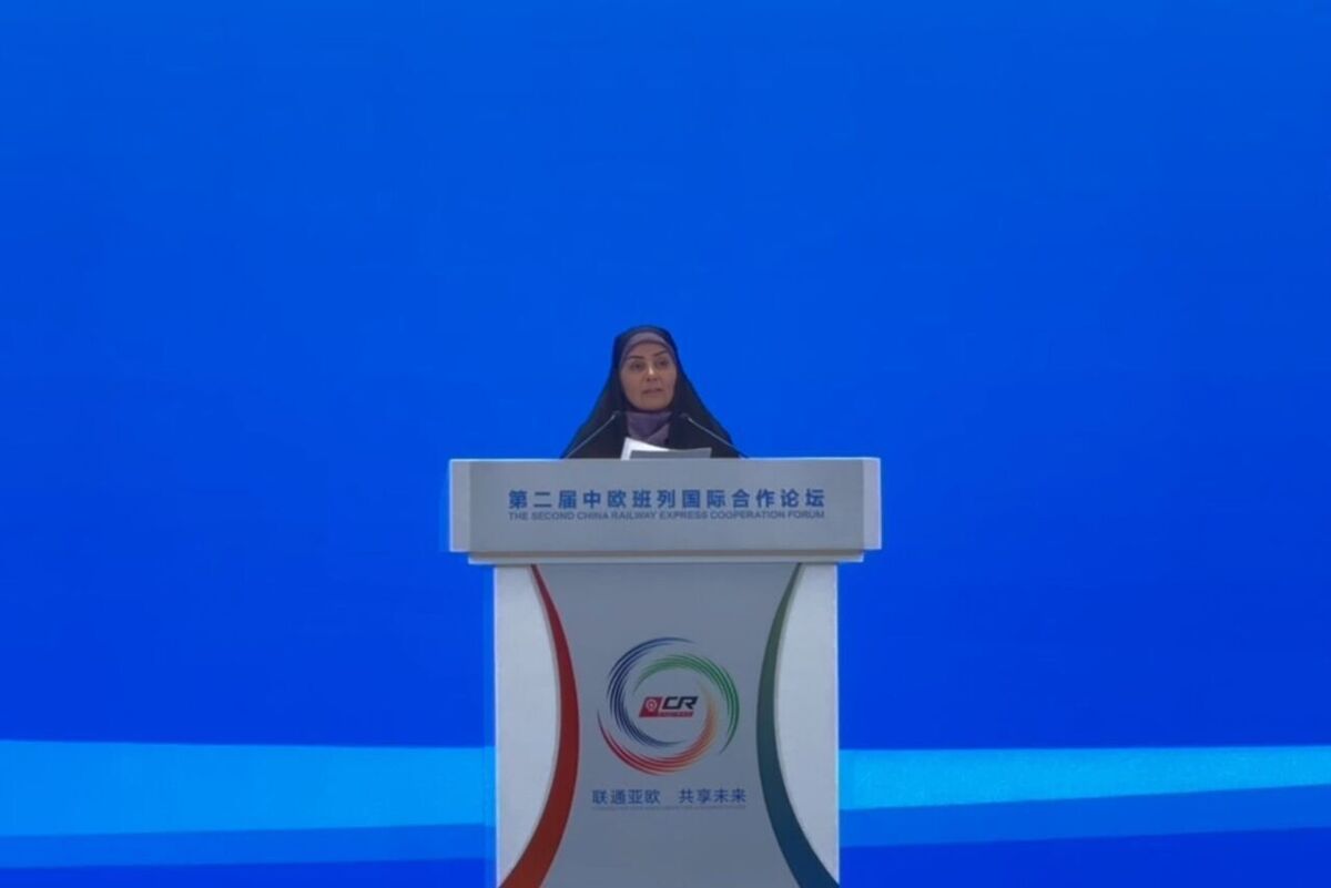 وزیر راه و شهرسازی: راه‌گذر ریل جنوبِ جاده ابریشم تکمیل می‌شود