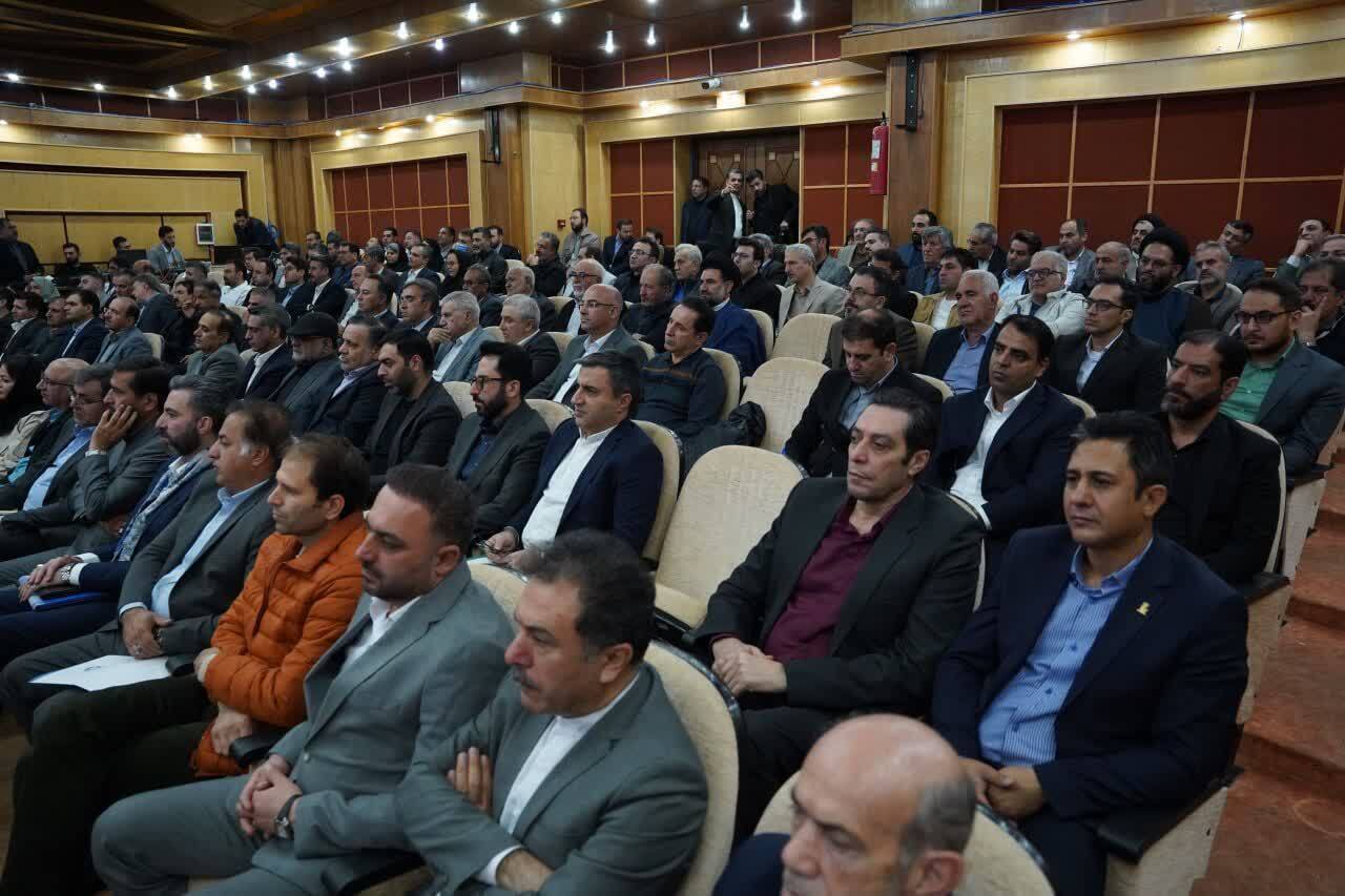 پزشکیان: فروش بنزین ۱۵۰۰ تومانی با خرید ۶۰ هزار تومانی بیمنطق است / حمایت دولت فقط از تولید موتورهای هیبریدی پزشکیان: فروش بنزین ۱۵۰۰ تومانی با خرید ۶۰ هزار تومانی بیمنطق است / حمایت دولت فقط از تولید موتورهای هیبریدی