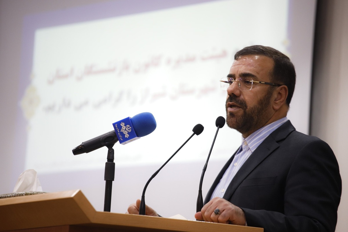 استاندار فارس: کارگران ستون اصلی تولید و ثروت‌آفرینی هستند