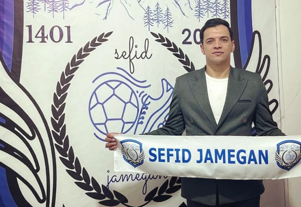 هافبک اسبق استقلال سرمربی شد