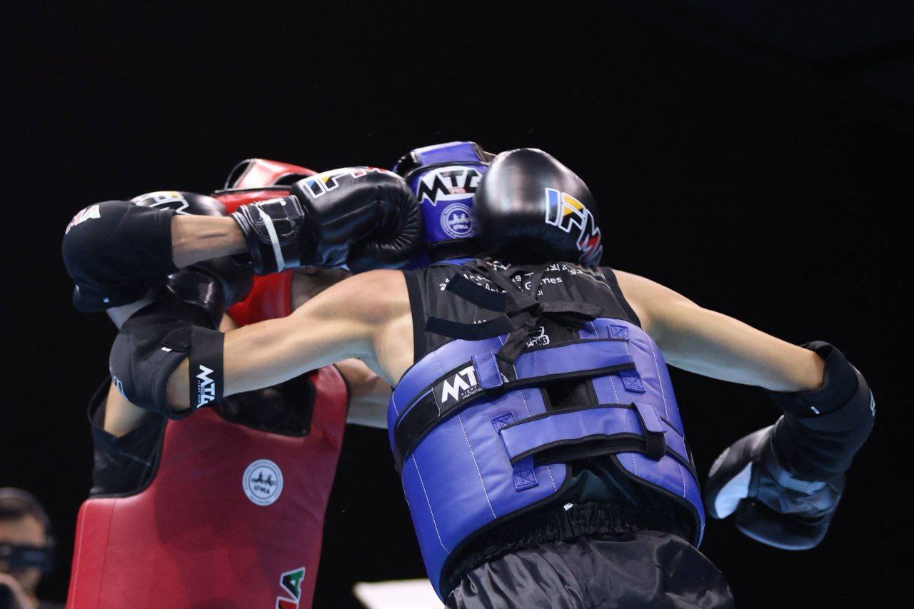 بازیهای آسیایی بحرین/ صعود دختران والیبال ایران به جمع ۴ تیم برتر/ طلای۴۰ کیلوگرم موی تای به باران جانی رسید بازیهای آسیایی بحرین/ صعود دختران والیبال ایران به جمع ۴ تیم برتر/ طلای۴۰ کیلوگرم موی تای به باران جانی رسید