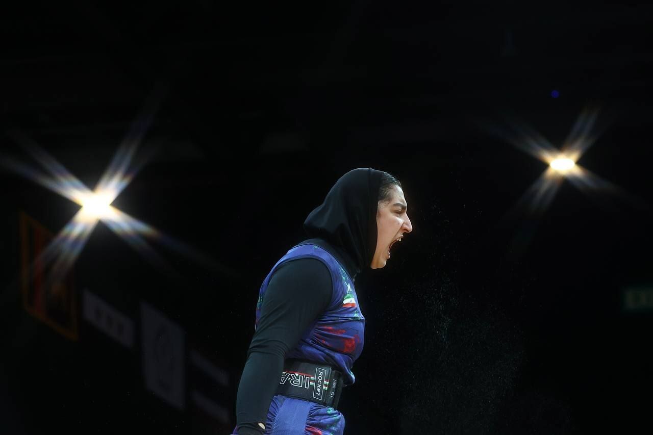 بازیهای آسیایی بحرین؛ مدال برنز دختر وزنهبردار با طعم رکوردشکنی/ ۳+۱ مدال در انتظار کشتی آزاد/ بنیامین فرجی راهی یک چهارم شد بازیهای آسیایی بحرین؛ مدال برنز دختر وزنهبردار با طعم رکوردشکنی/ ۳+۱ مدال در انتظار کشتی آزاد/ بنیامین فرجی راهی یک چهارم شد