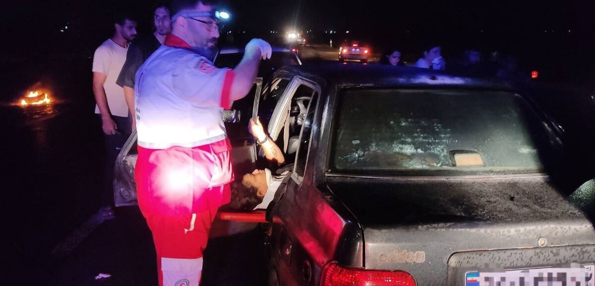 ۱۰ مصدوم بر اثر برخورد دو خودرو پراید در مازندران