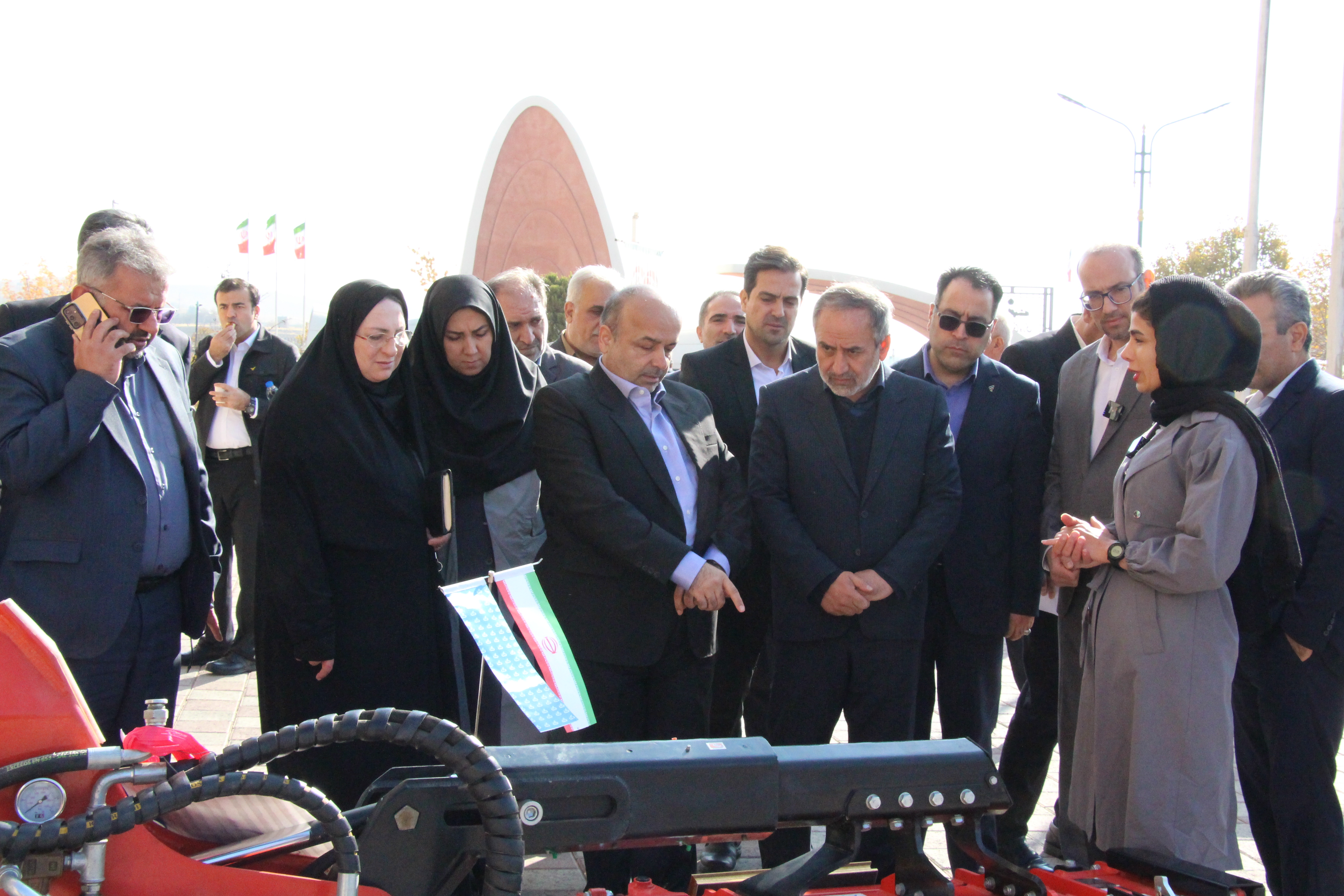 افتتاح نمایشگاه دستاورد‌های پژوهش و فناوری در قزوین