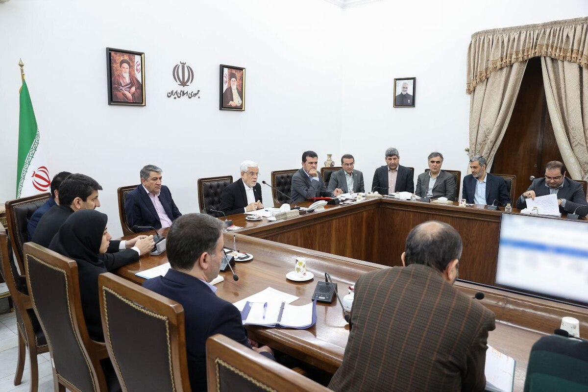 عارف: ایجاد یک الگوی حکمرانی داده‌ها در بخش حاکمیتی پیگیری شود