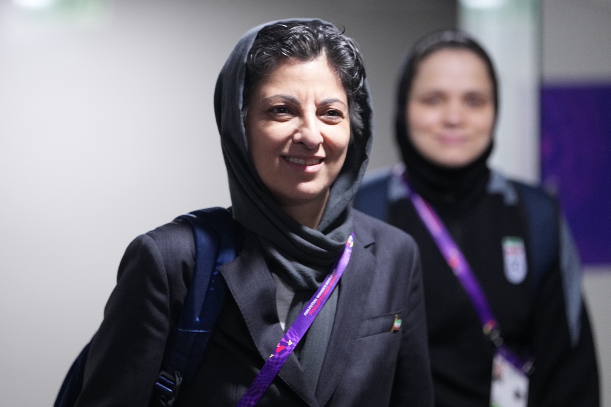 سرمربی تیم ملی فوتبال زنان: از امروز باید با نگاه جهانی پیش برویم/ با چهار ماه زمان مقابل برزیل و ایتالیا با تمام وجود ایستادیم