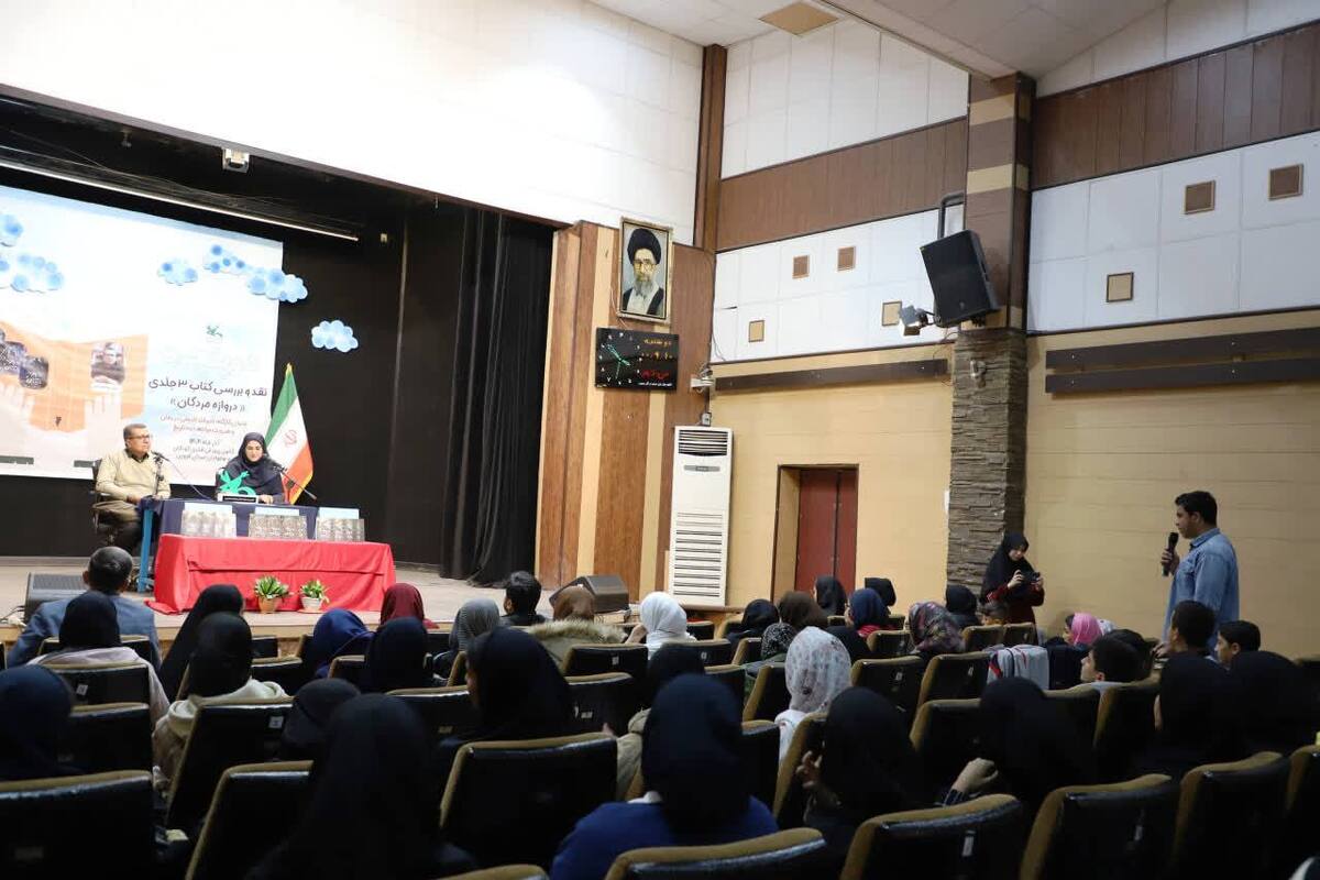 تاریخ بهترین الهام‌بخش نویسندگی است