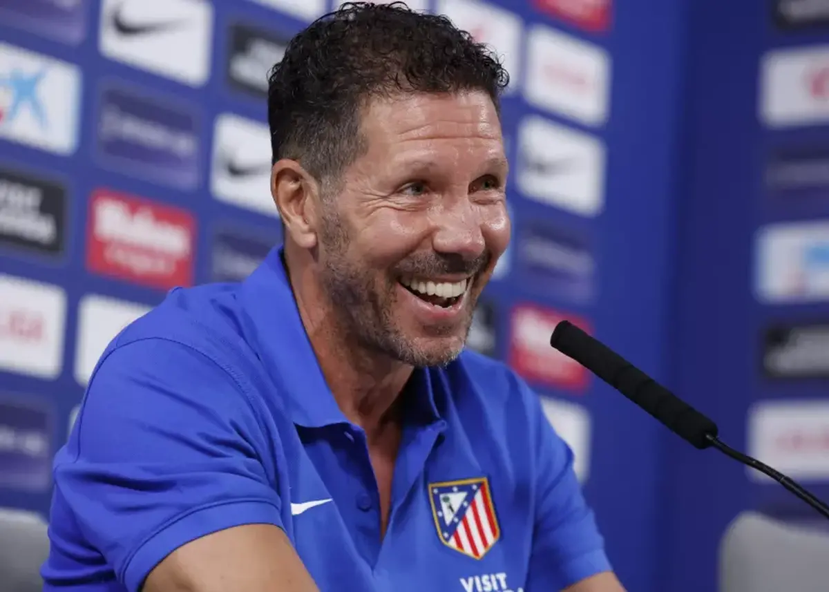 سیمئونه: برای شکست بارسا باید نفس خط حمله‌شان را گرفت