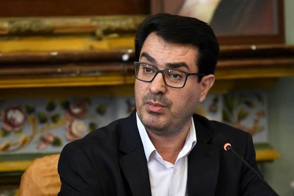 معاون شهردار اصفهان مطرح کرد:
اصفهان در مسیر حکمرانی داده‌محور با توسعه زیرساخت فیبر نوری و خدمات غیرحضوری