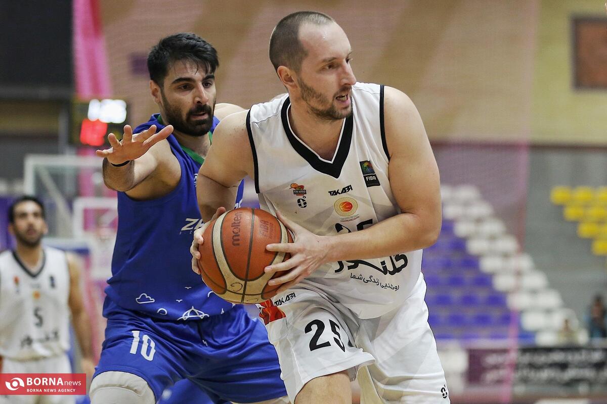دیدار تیم های بسکتبال گلنور - نفت زاگرس