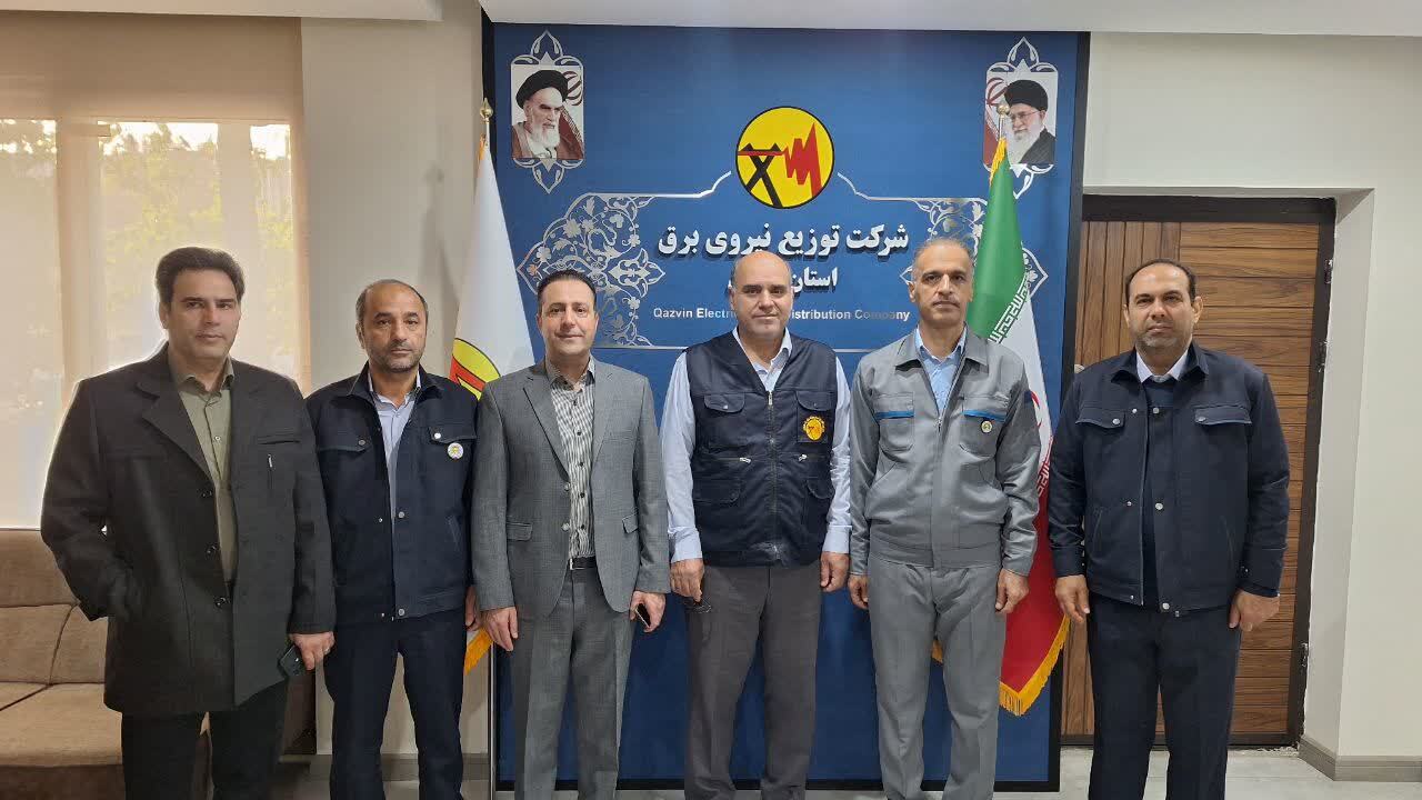 هوشمند سازی کامل خدمات و نصب کنتور در یک روز از اهداف شرکت توزیع برق استان قزوین است هوشمند سازی کامل خدمات و نصب کنتور در یک روز از اهداف شرکت توزیع برق استان قزوین است