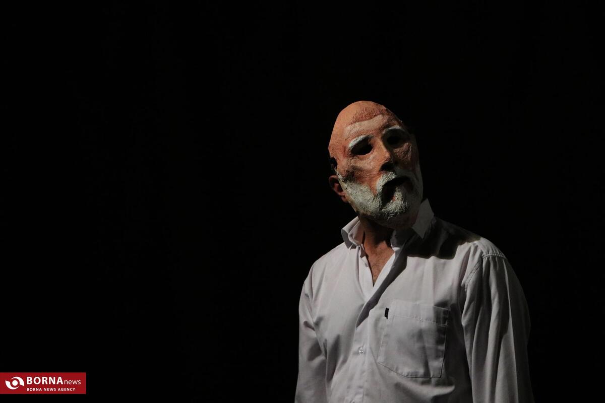 نمایش برج منقلب