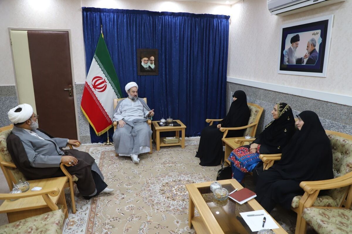 امام جمعه زاهدان: پیشرفت‌ بانوان ایرانی از برکات انقلاب اسلامی است