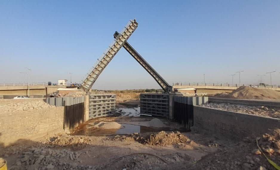 استاد دانشگاه شهید چمران اهواز: خوزستان قربانی تصمیمهای جزیرهای است / آلودگیهای انسانی کارون را به نصف ظرفیت تاریخی رسانده / اجرای ناقص طرح استاد دانشگاه شهید چمران اهواز: خوزستان قربانی تصمیمهای جزیرهای است / آلودگیهای انسانی کارون را به نصف ظرفیت تاریخی رسانده / اجرای ناقص طرح