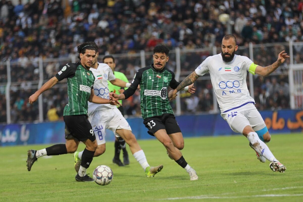 پایان بازی خیبر و استقلال تهران با نتیجه تساوی