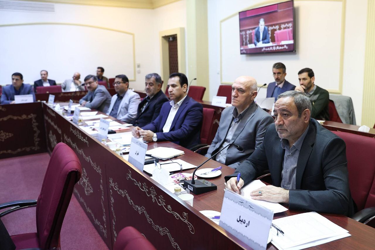 گردهمایی مدیران کل ورزش و جوانان استانها با وزیر ورزش گردهمایی مدیران کل ورزش و جوانان استانها با وزیر ورزش