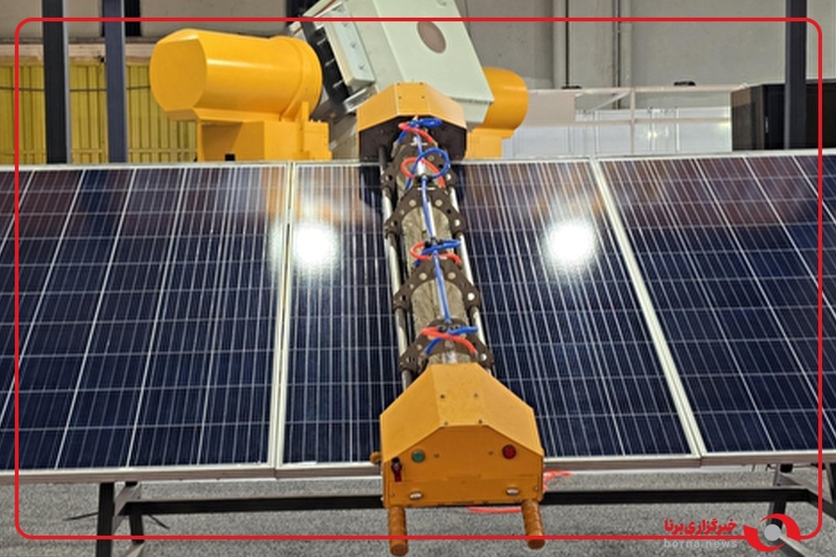 ربات ایرانی شست‌وشوی پنل خورشیدی؛ افزایش بهره‌وری ۱۰ درصدی نیروگاه‌ها با مصرف آب کمتر
