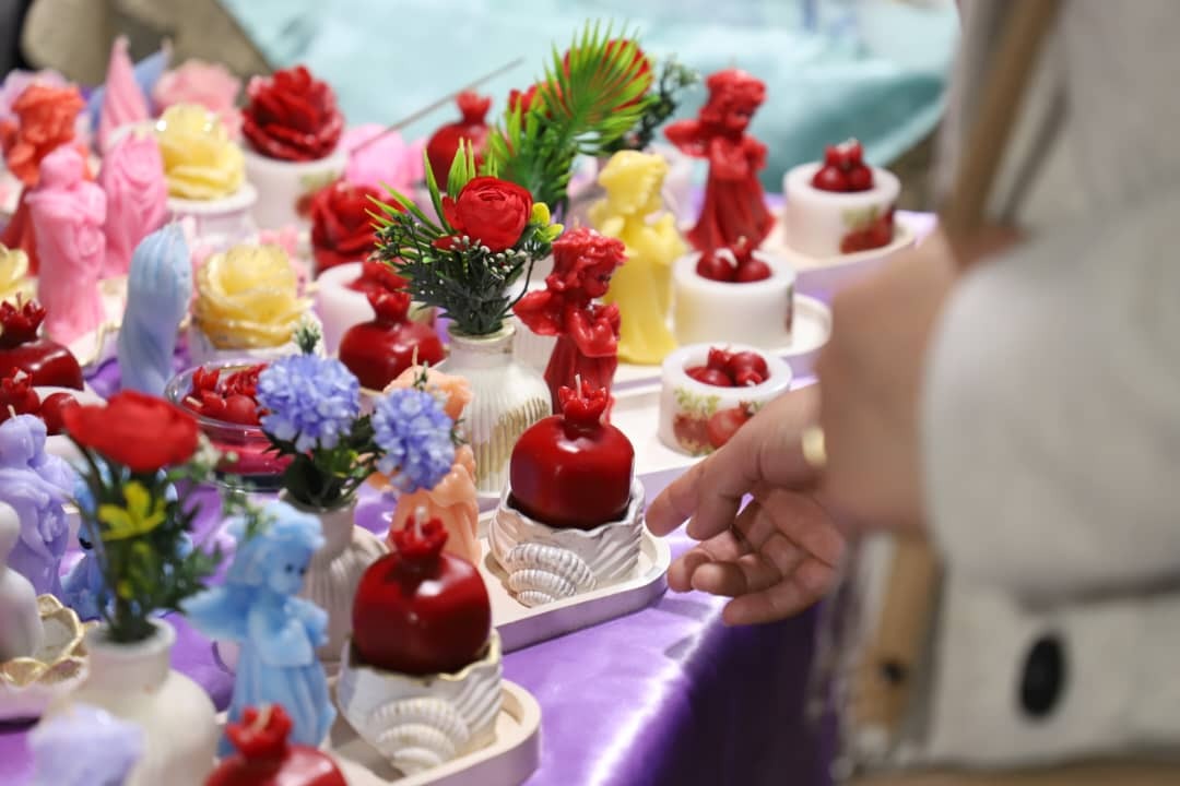 آغاز بهکار نمایشگاههای عرضه کالای شب یلدا در شیراز آغاز بهکار نمایشگاههای عرضه کالای شب یلدا در شیراز