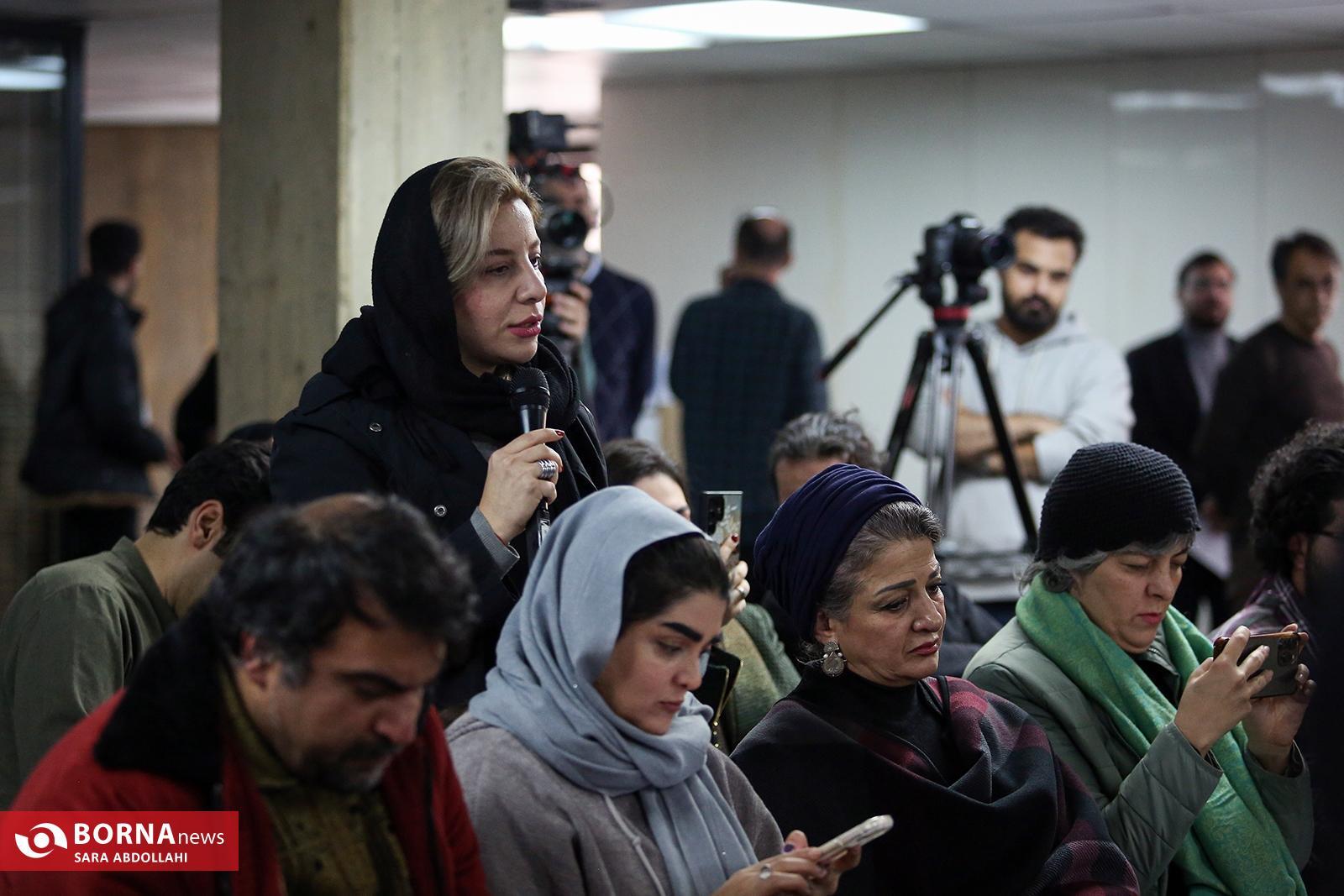 از سازهای ابداعی شجریان تا تجربه رنگ صوتی شرقی در ارکستر/ همایون شجریان: سعی کردم به یک هزارم آن چه پدرم در آواز بودند نزدیک شوم از سازهای ابداعی شجریان تا تجربه رنگ صوتی شرقی در ارکستر/ همایون شجریان: سعی کردم به یک هزارم آن چه پدرم در آواز بودند نزدیک شوم