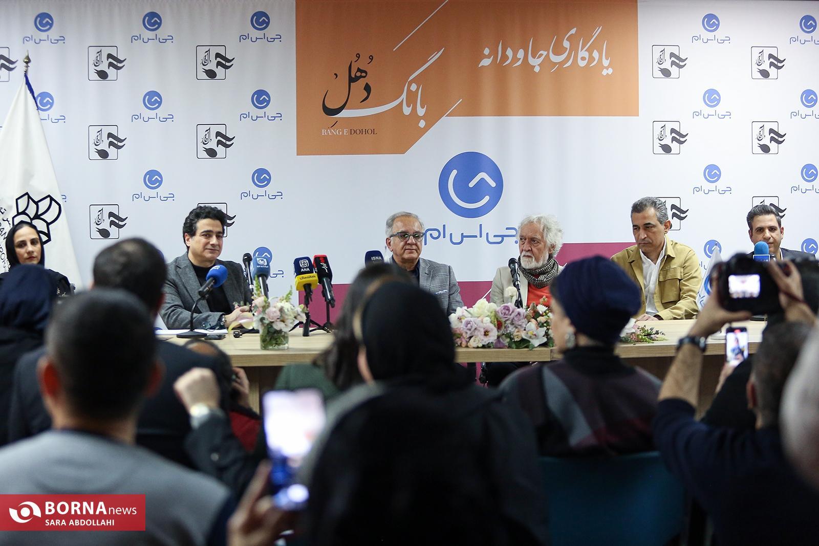 از سازهای ابداعی شجریان تا تجربه رنگ صوتی شرقی در ارکستر/ همایون شجریان: سعی کردم به یک هزارم آن چه پدرم در آواز بودند نزدیک شوم از سازهای ابداعی شجریان تا تجربه رنگ صوتی شرقی در ارکستر/ همایون شجریان: سعی کردم به یک هزارم آن چه پدرم در آواز بودند نزدیک شوم