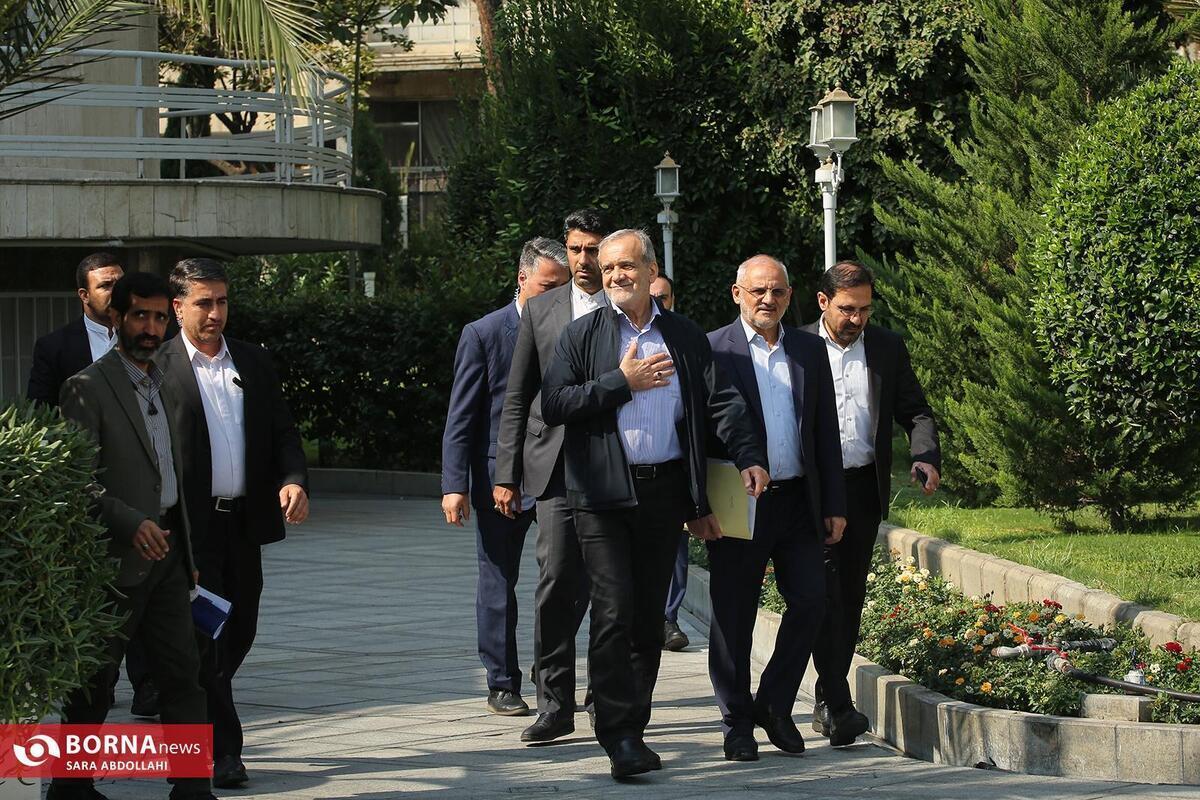 معاون ارتباطات دفتر رئیس‌جمهوری: پزشکیان برای منافع ملی لحظه‌ای دریغ نمی‌کند