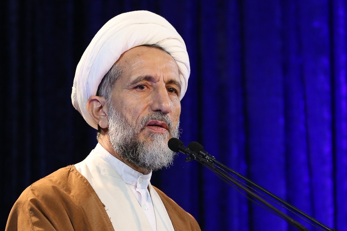 خدمت صادقانه به مردم موجب حفظ وحدت می شود/ رسانه ها و اهل سیاست به تقویت اتحاد مردم کمک کنند