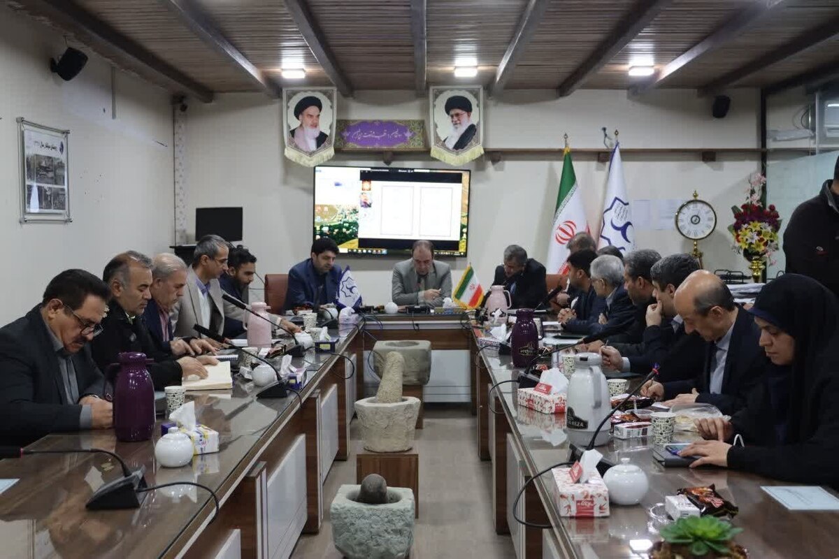 فرماندار تهران: ارتقای آمادگی در فصل زمستان و صیانت از حریم رودخانه‌ها از اولویت‌های مدیریت بحران است