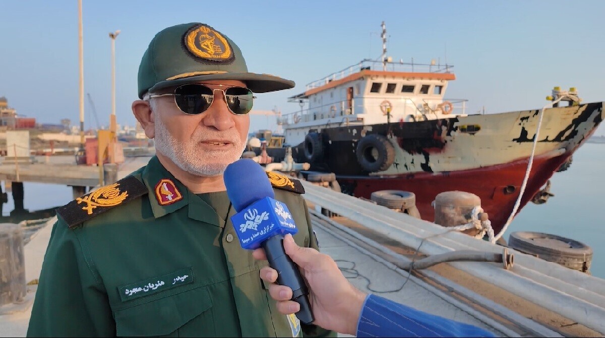 نیروی دریایی سپاه شناور حامل ۳۵۰ هزار لیتر سوخت قاچاق را در خلیج فارس توقیف کرد