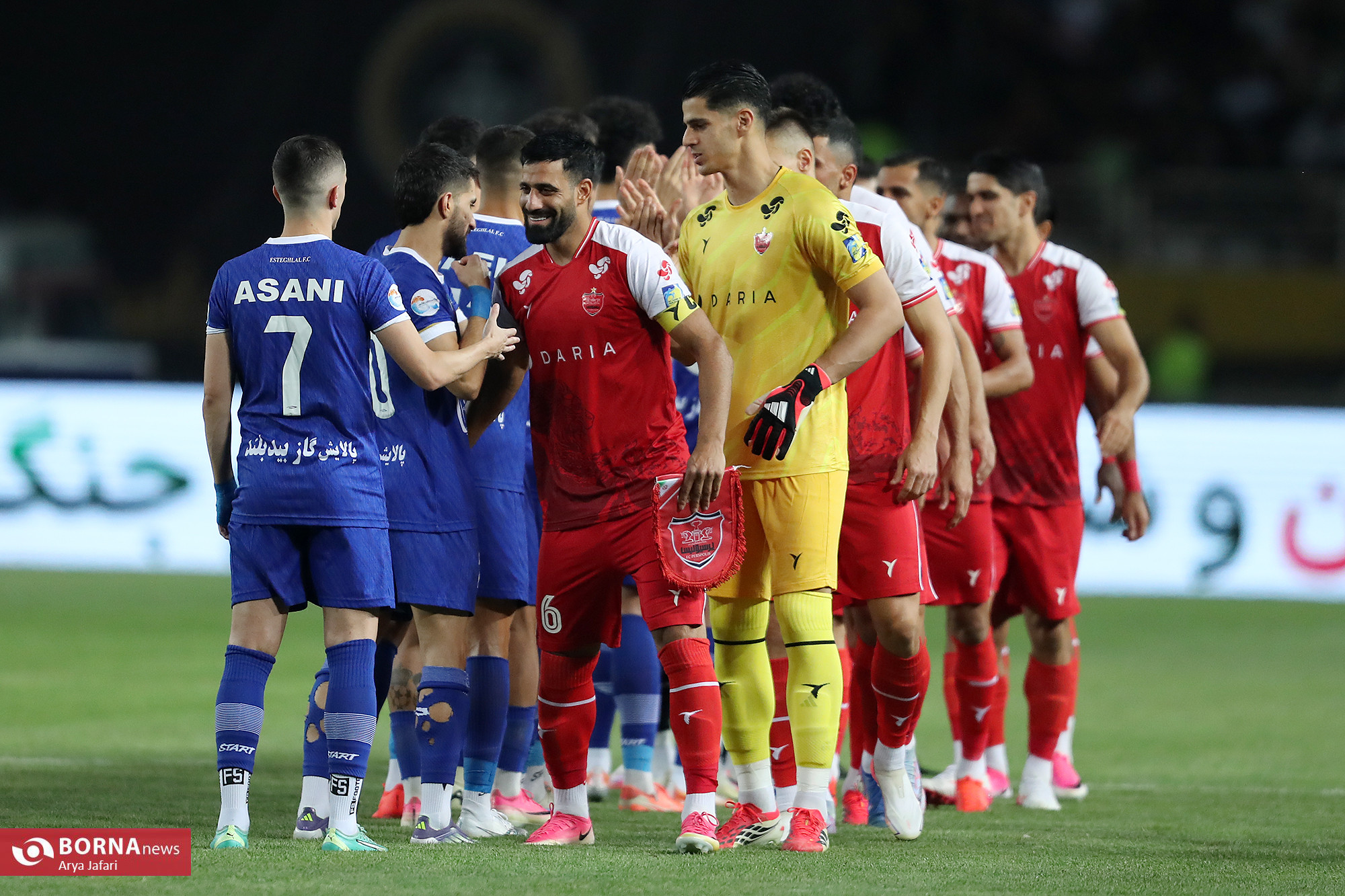 دربی که ترس نداشت؛ استقلال و پرسپولیس فوتبال را معنا کردند دربی که ترس نداشت؛ استقلال و پرسپولیس فوتبال را معنا کردند